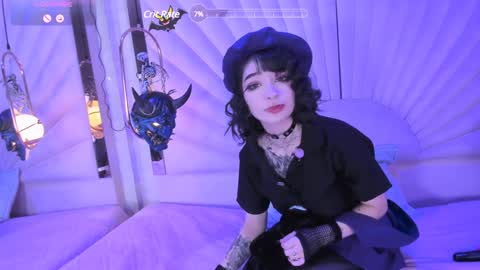 Snapshot of zephirah_abney chatting on December 16, 9:03 am    online show from December 16, 9:03 am