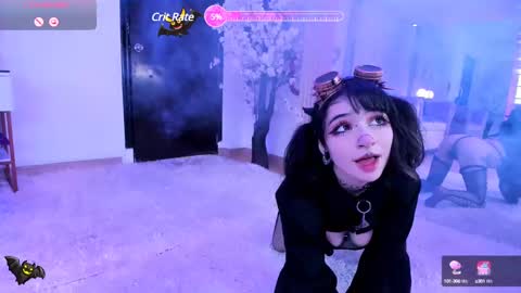 Snapshot of zephirah_abney chatting on March 11, 2:18 pm    online show from March 11, 2:18 pm