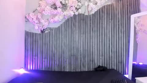 SOFIA online show from May 20, 3:36 am