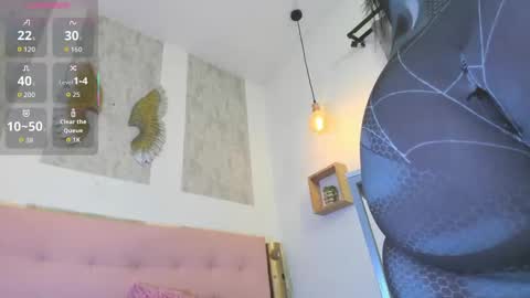 Snapshot of zhamira_21 chatting on October 3, 12:38 am ZHAMIRA ANDRES online show from October 3, 12:38 am