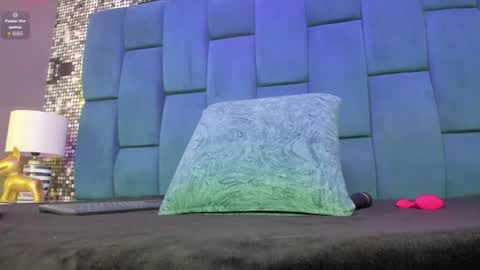 zoe_blosson online show from July 14, 6:56 pm