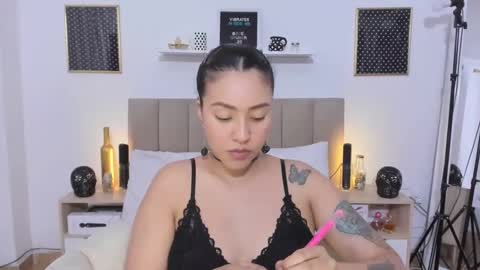 Snapshot of zoe_gruber chatting on October 21, 7:07 pm Zoe Gruber online show from October 21, 7:07 pm