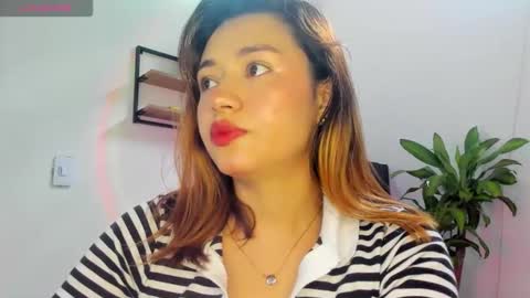 zoe_maddison19 online show from December 5, 5:14 pm