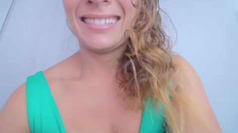 zoe online show from March 24, 9:53 pm