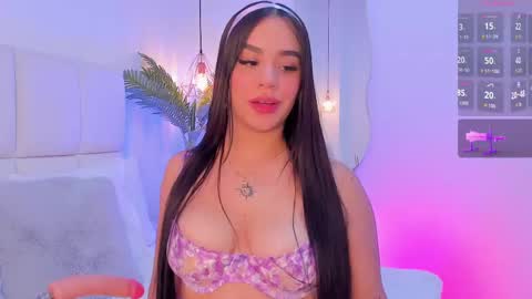 Snapshot of zoe_rivers chatting on October 8, 1:10 am Zoe online show from October 8, 1:10 am