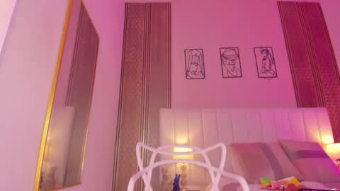 Hi guys i am Zoe  online show from October 1, 11:48 am