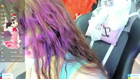 zoe_sullivan_ online show from October 24, 9:49 am