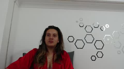 Carolina online show from November 13, 10:31 pm