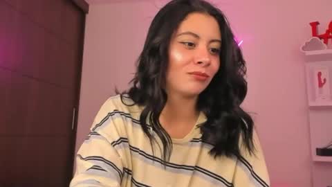 zoecams online show from April 14, 7:14 pm