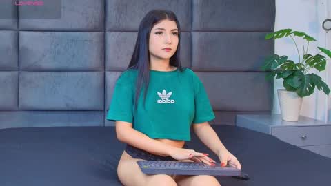 ZOE online show from April 10, 2:12 pm