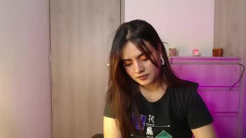 Zoee online show from November 16, 2:02 am