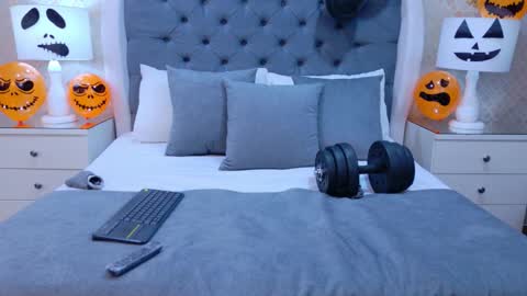 Snapshot of zoekrug chatting on October 16, 4:09 pm Zoe Krug online show from October 16, 4:09 pm