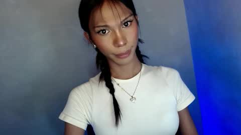 zoey online show from May 13, 9:09 pm