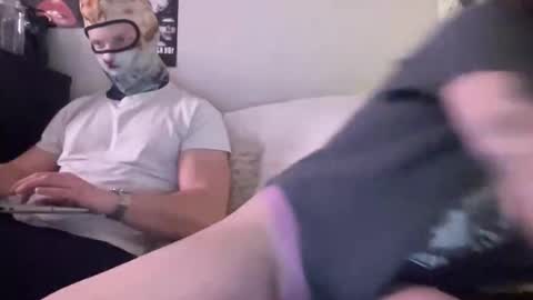 zoeyyb666 online show from March 5, 5:58 am