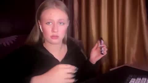 Lisa online show from February 26, 10:58 am