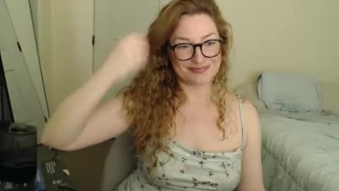 Carly online show from April 13, 8:20 pm