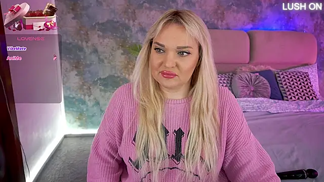 MissyMartinez online show from February 8, 8:18 am