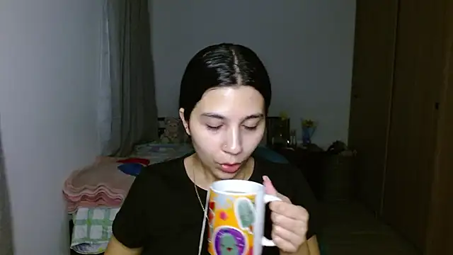 mia  lopez  online show from September 20, 5:50 am