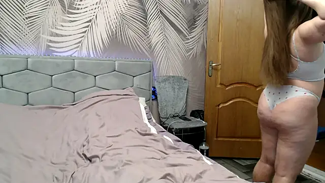 uliastar online show from March 27, 8:26 am