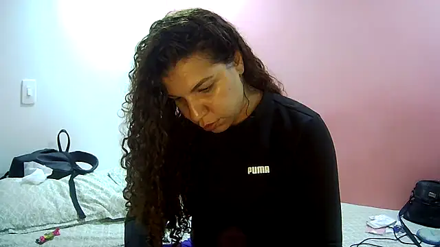 gatubelahot online show from January 16, 3:13 am