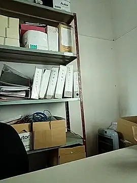 estefyzapata online show from February 4, 7:28 pm