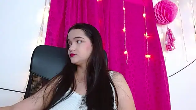 monica little23 online show from October 8, 12:09 pm