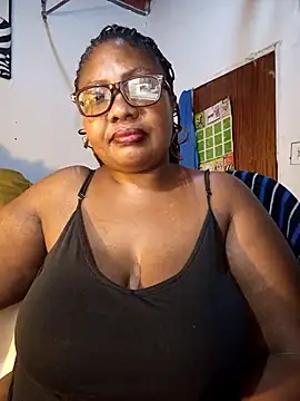 YELLOW BONE online show from January 9, 8:24 pm