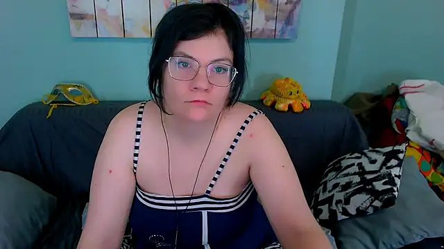 EverlyRays online show from April 14, 3:50 am