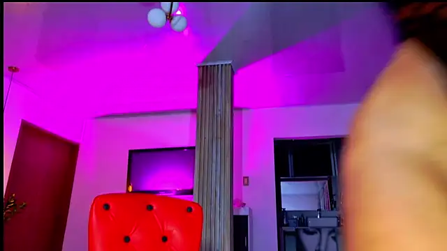 SQUIRT4UMEGAN online show from April 2, 1:14 am