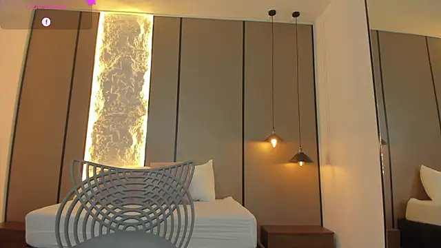 riley sierra online show from November 15, 2:40 pm