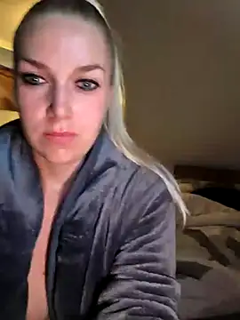 Sexy-Milla online show from July 6, 7:05 pm