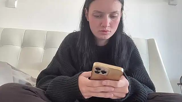 mariemelissah online show from December 18, 10:09 am