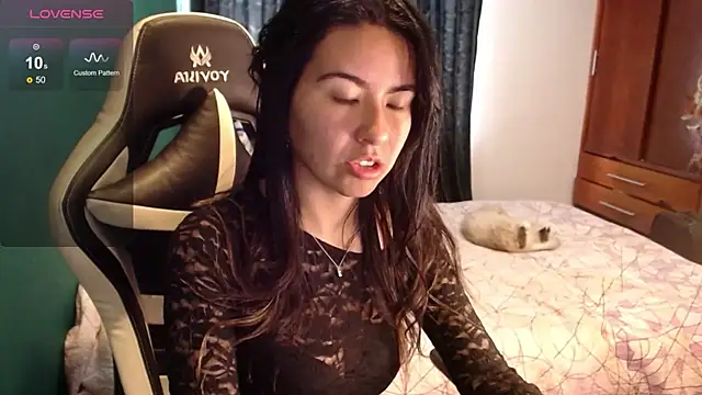 alice middlee online show from June 22, 3:53 pm