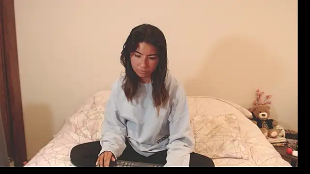 alice middlee online show from October 7, 4:55 pm