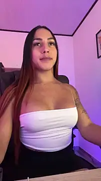 jesica  simpson online show from January 10, 3:39 pm