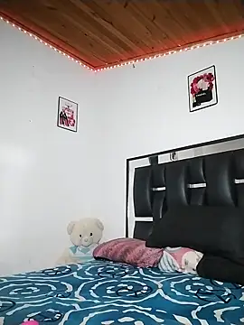 reigns addison kendall online show from March 20, 10:53 am