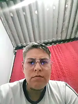 Yessi rousse online show from November 3, 11:09 pm