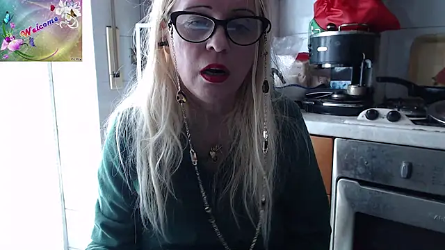 martachatte online show from September 24, 10:25 am