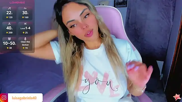 Snapshot of Gabby_prieto chatting on October 12, 1:52 am Gabby prieto online show from October 12, 1:52 am