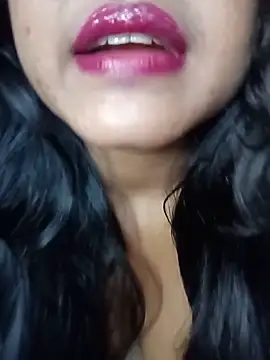 Hotlisa online show from June 2, 4:13 am
