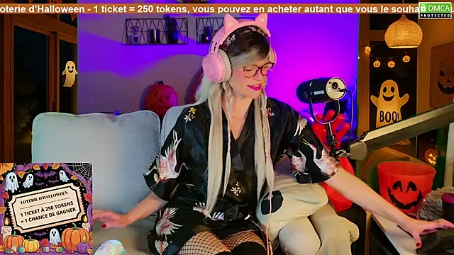 Snapshot of Kittychatte chatting on October 20, 8:01 pm Kittychatte online show from October 20, 8:01 pm
