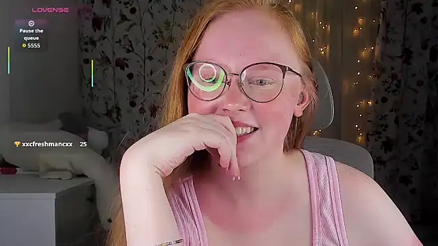 Olivia Date online show from July 14, 5:28 pm