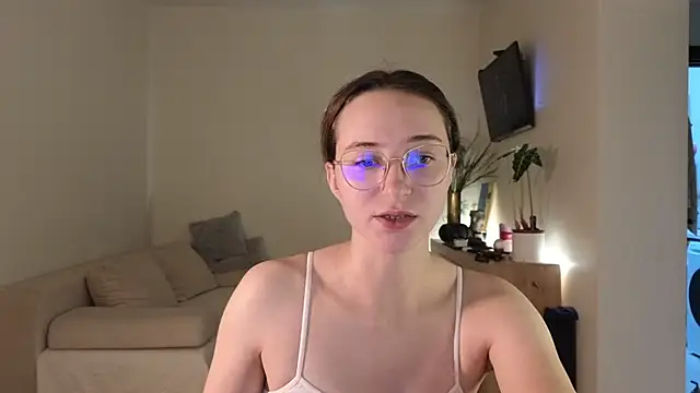 PassionAnn online show from November 4, 7:30 pm