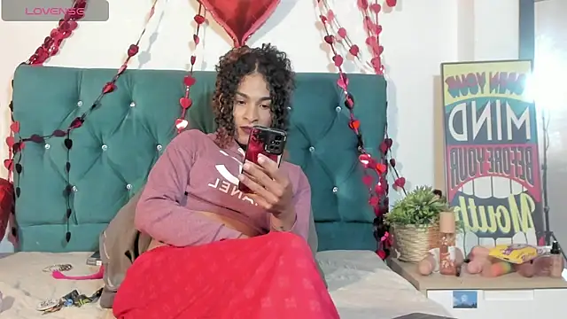 StefanyMiler online show from February 19, 7:24 pm