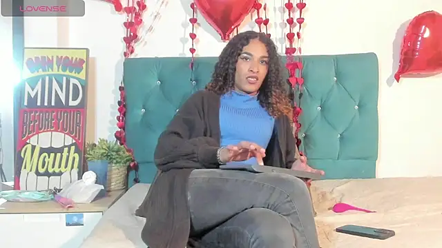 StefanyMiler online show from March 7, 3:35 am