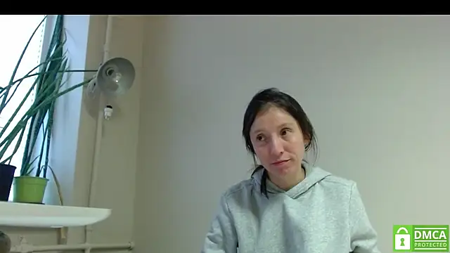 Snapshot of Sophi_Cute chatting on October 21, 3:05 pm Sophi Cute online show from October 21, 3:05 pm