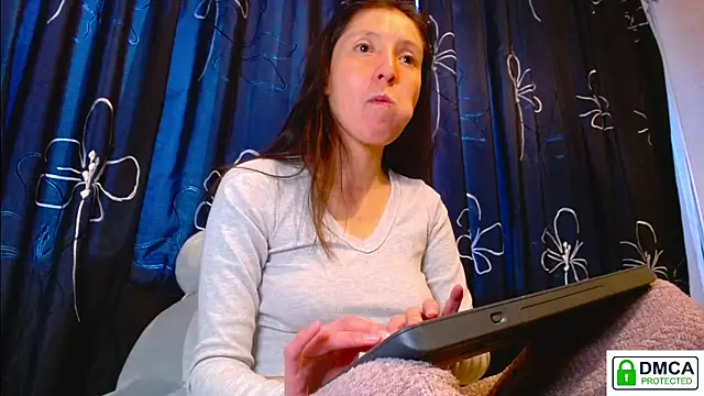 Sophi Cute online show from February 19, 3:22 pm