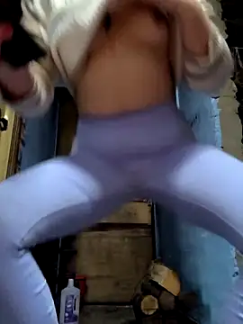 KikiXRed online show from January 7, 5:55 am