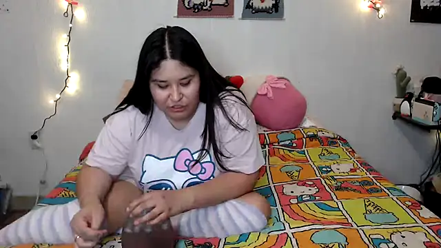 Cupcakecutie449 online show from September 24, 7:51 am