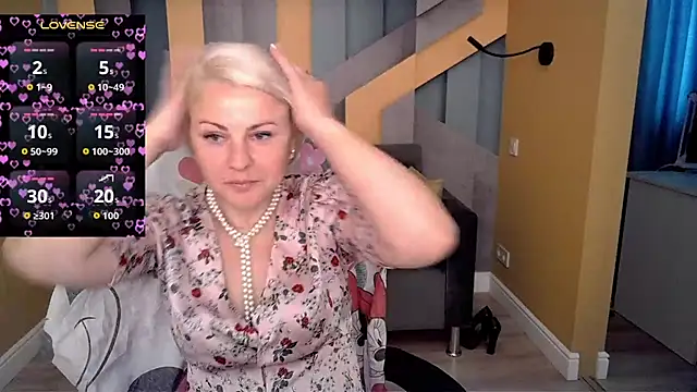Candy Long online show from July 14, 5:23 am